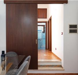 3 bedroom villa with pool and tennis court in Sicily, sleeps 6-8